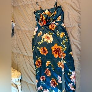 Women’s dress